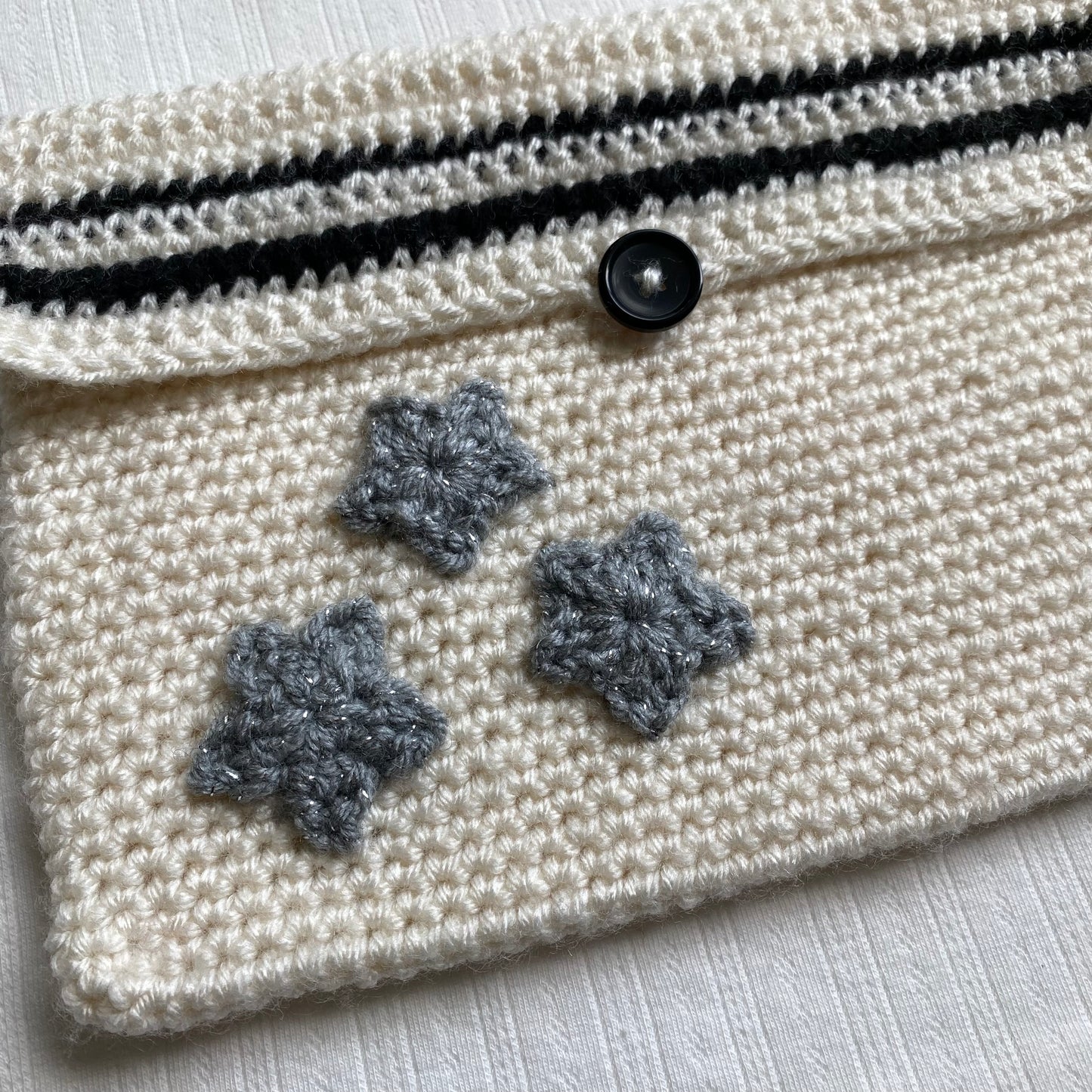 Folklore Cardigan Crochet Booksleeve