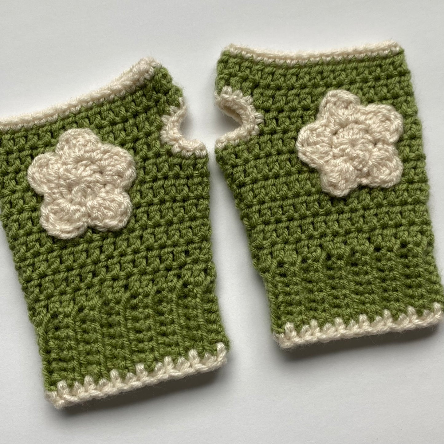 Green Flower Crochet Fingerless Gloves