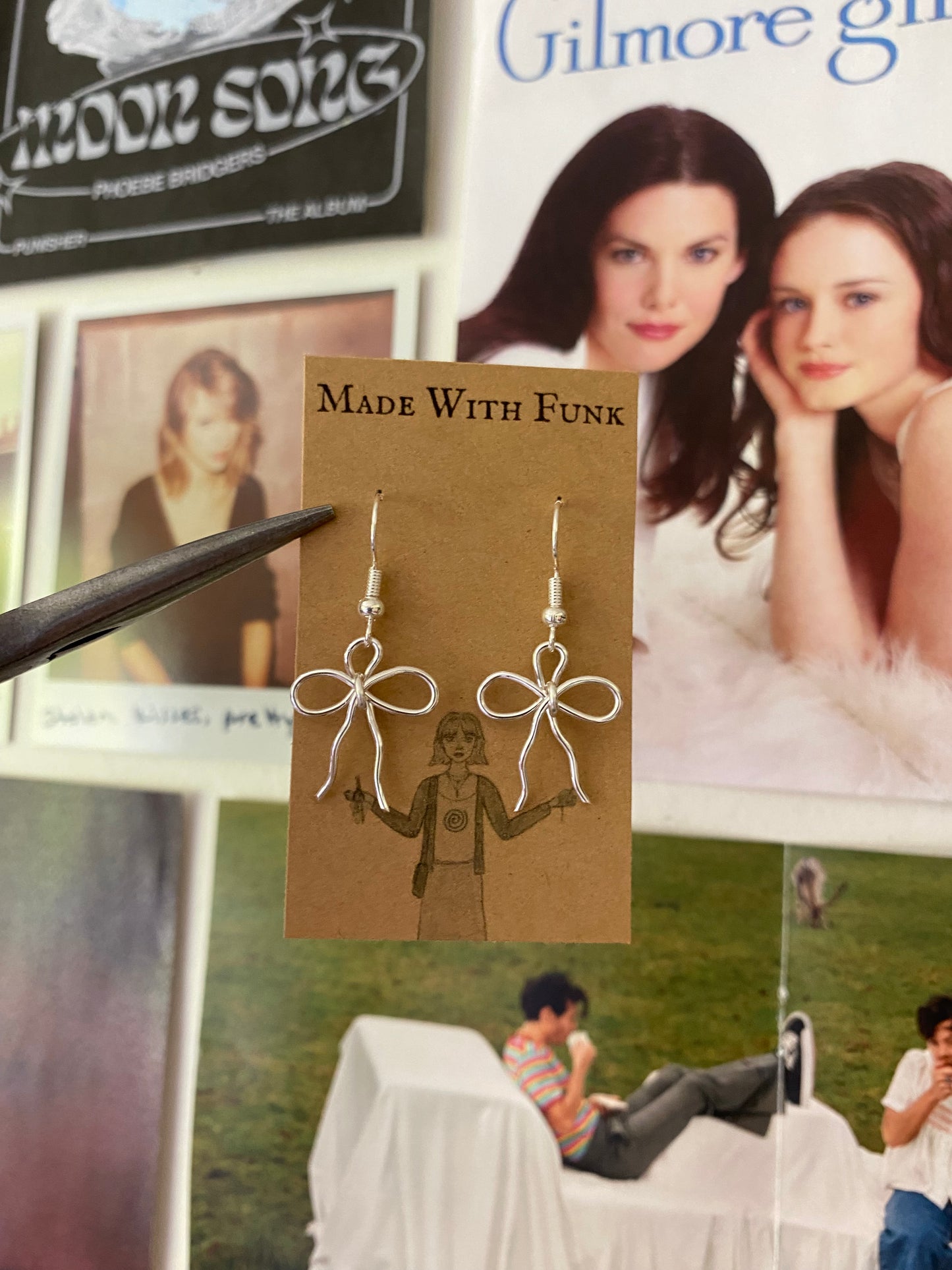 Wire Bow Earrings