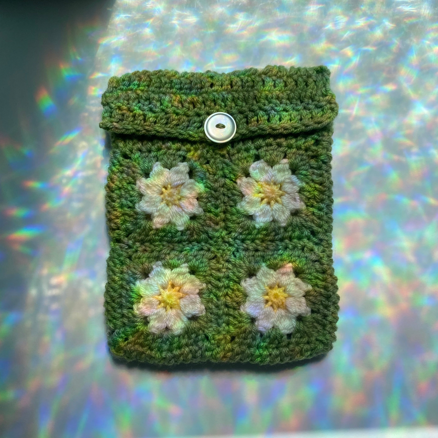 Crochet Green Daisy Kindle Sleeve